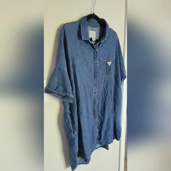 Loose Fitting  Guess Jean Dress - Picture 5 of 12